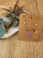 Collier à breloques Hellébore